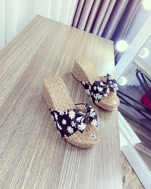 Xuồng nơ hoa hot hot ❌đế cói cao 7 p  size 35/39 fom đẹp ❤️