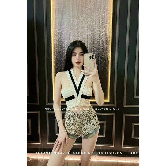 Áo len cổ yếm chéo pha màu Mã A62