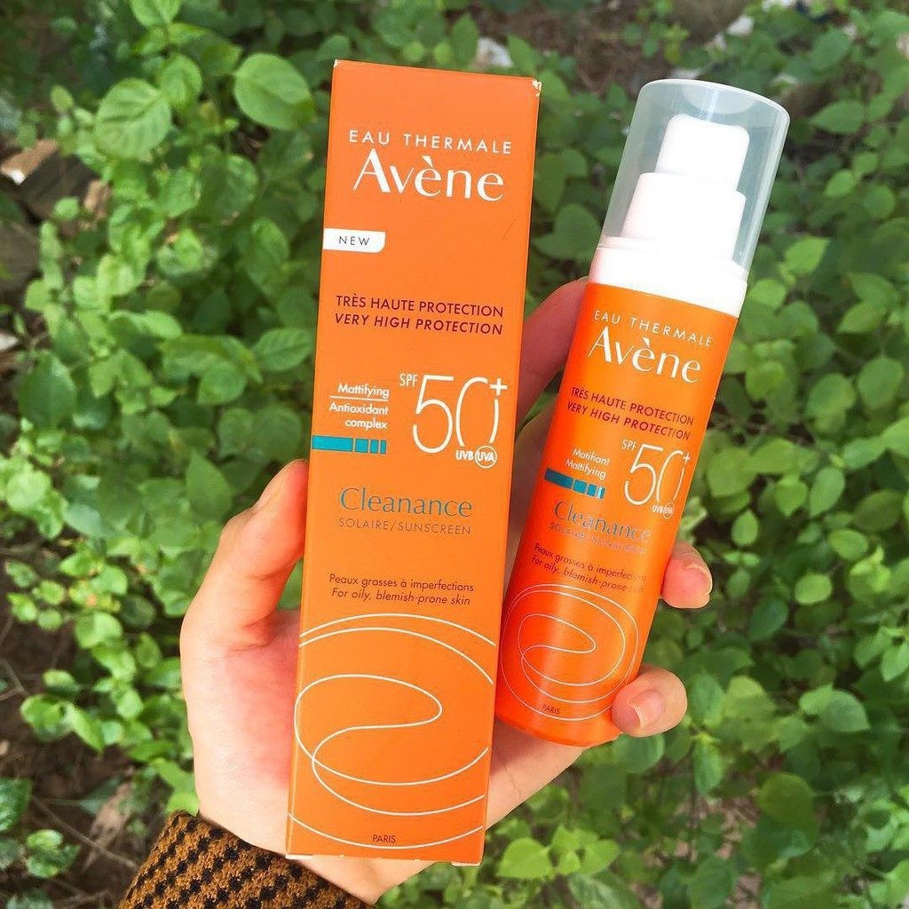 Kem chống nắng dành cho da dầu mụn da nhạy cảm Avene Cleanance Sunscreen - Fluide Fluid SPF50+ 50ml