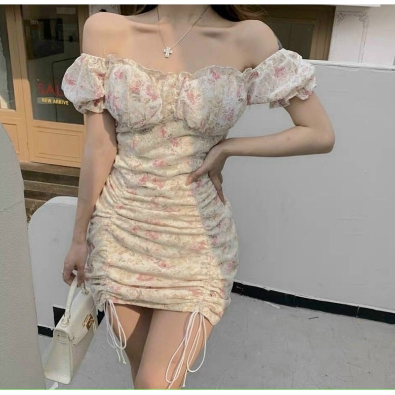 ĐẦM HOA TRỄ VAI RÚT DÂY