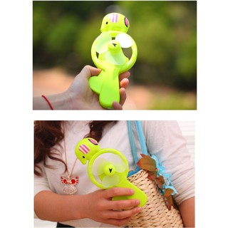 Quạt cầm tay mini 3 cánh