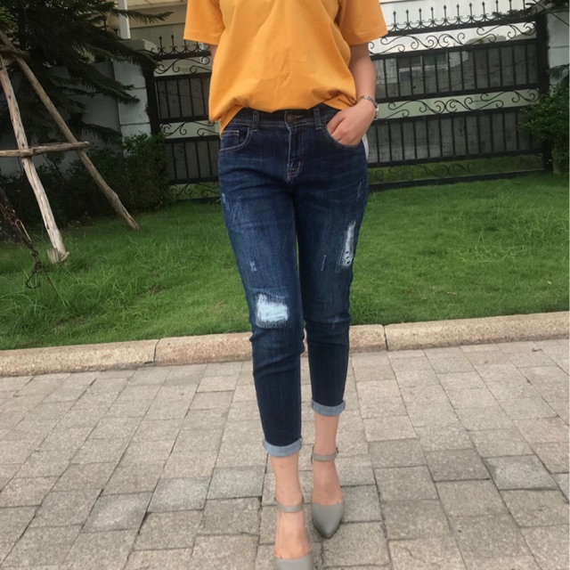 Quần Jeans boyfriends thêu đẹp lạ