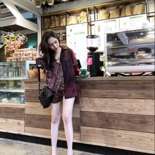 Áo sơ mi họa tiết