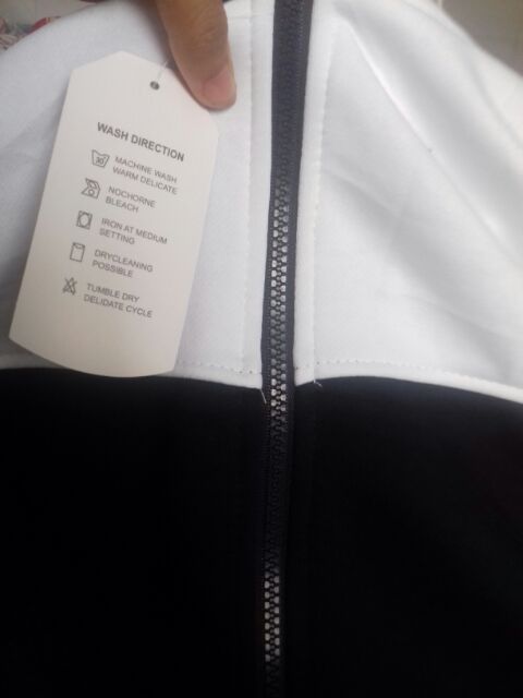 Áo Khoác Nam chất vải nỉ xịn mịn đẹp, có nón form nam nữ đều mặc đẹp | BigBuy360 - bigbuy360.vn