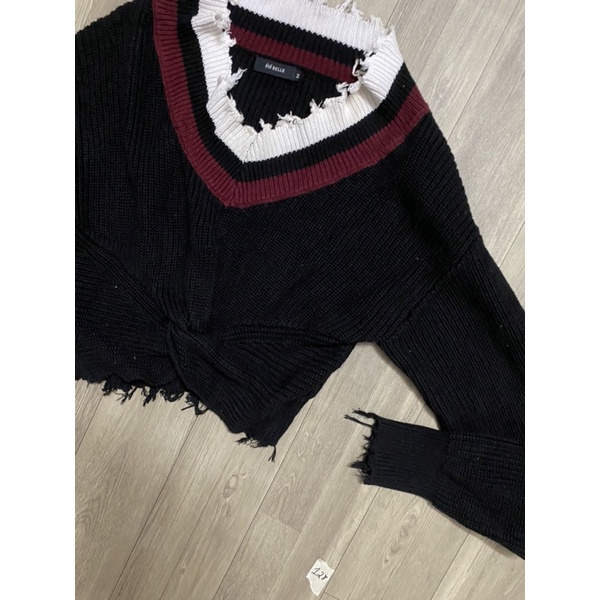 2hand áo len đen tay dai siêu dày dặn