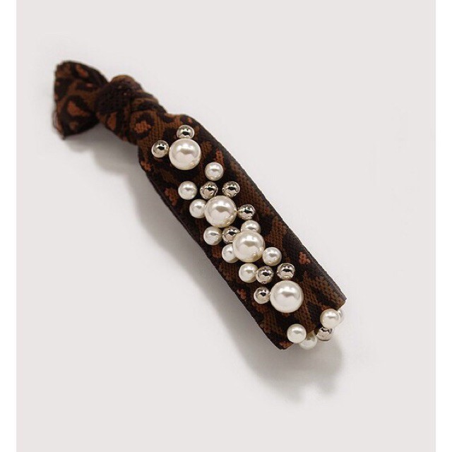 Dậy Buộc Hạt Nhân Tạo-