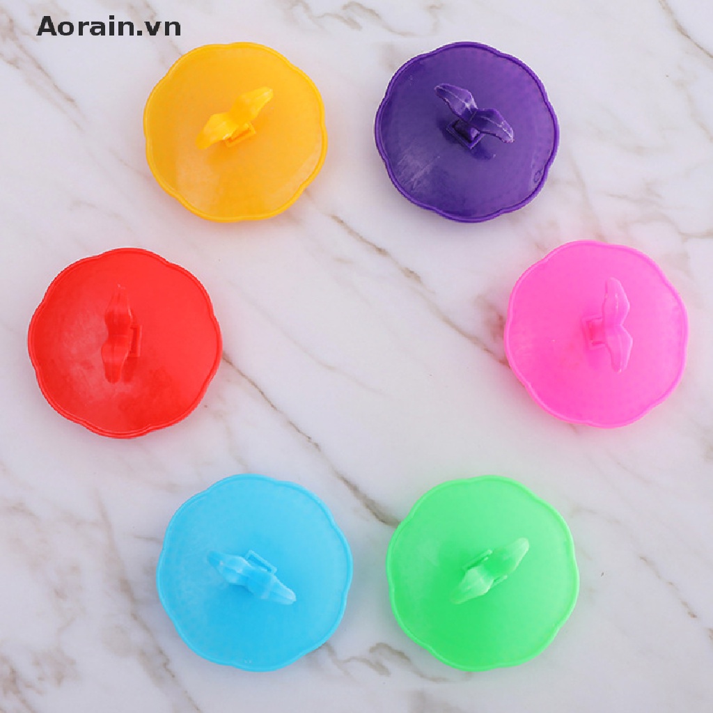 Lược Nhựa Mát Xa Da Đầu Khi Tắm