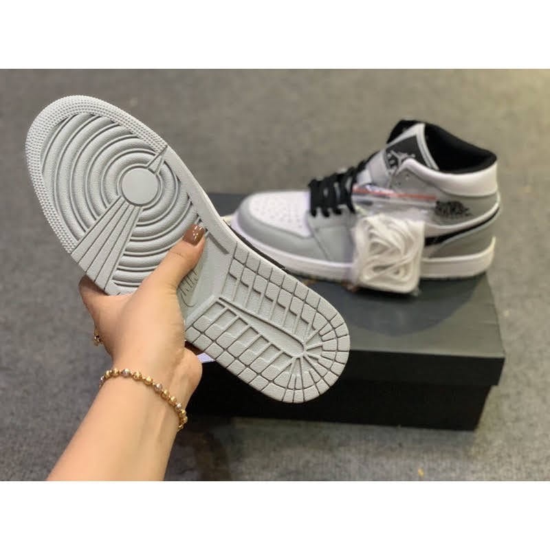 Giày thể thao JD 1 cao cổ xám trắng 💦SALE SỐC🌺, Giày air jordan 1 xám cao móc đen nam nữ mới nhất full box bill