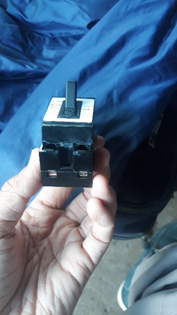 CB cầu dao điện chống rò điện 20A