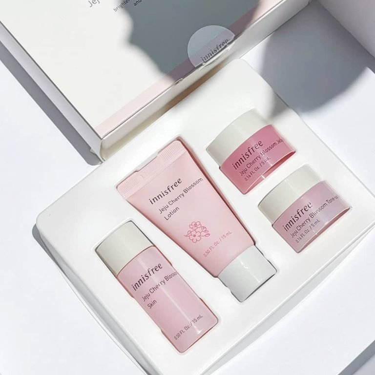 Set Mini 4 Món Innisfree Jeju Cherry Blossom Special Kit