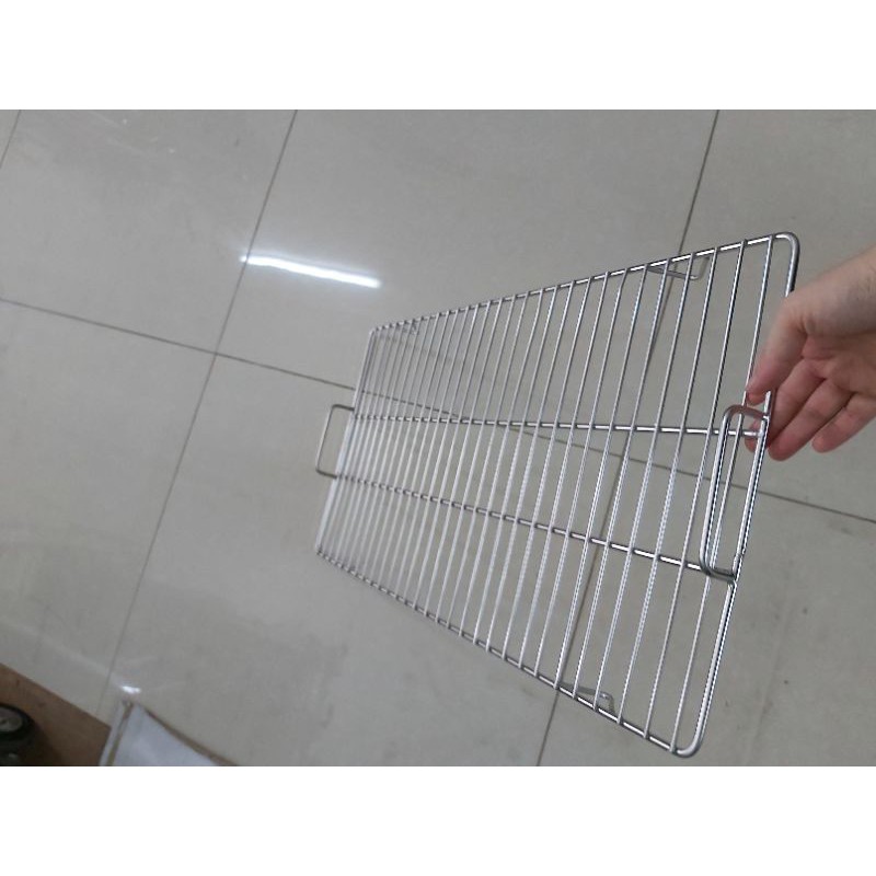 Vỉ nướng inox có quai cầm hàng dày