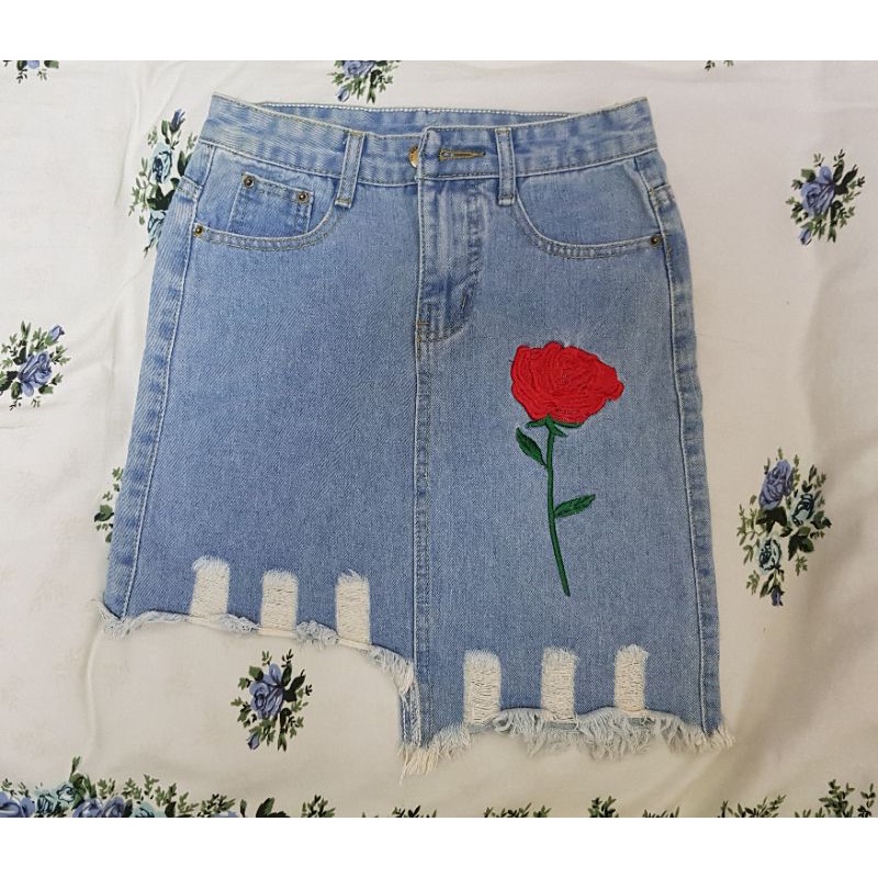 Chân váy jeans kiểu độc đáo (sản phẩm chốt trên livestream)