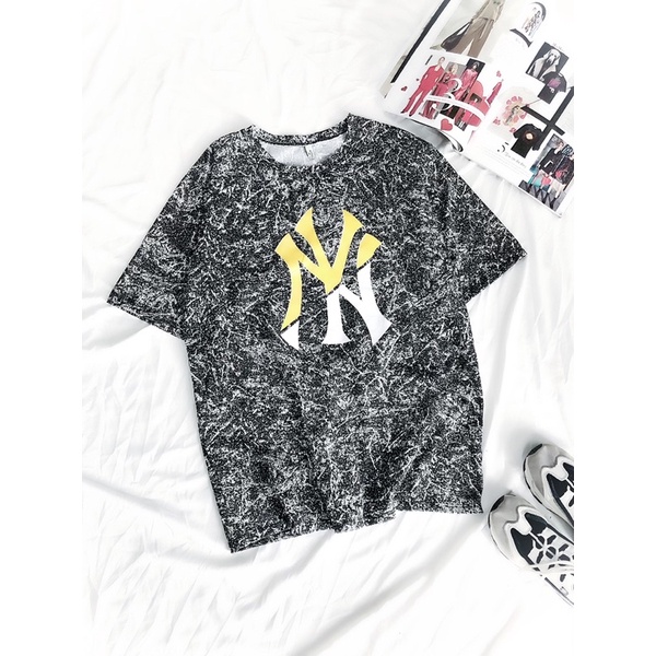 Áo thun loang in hình