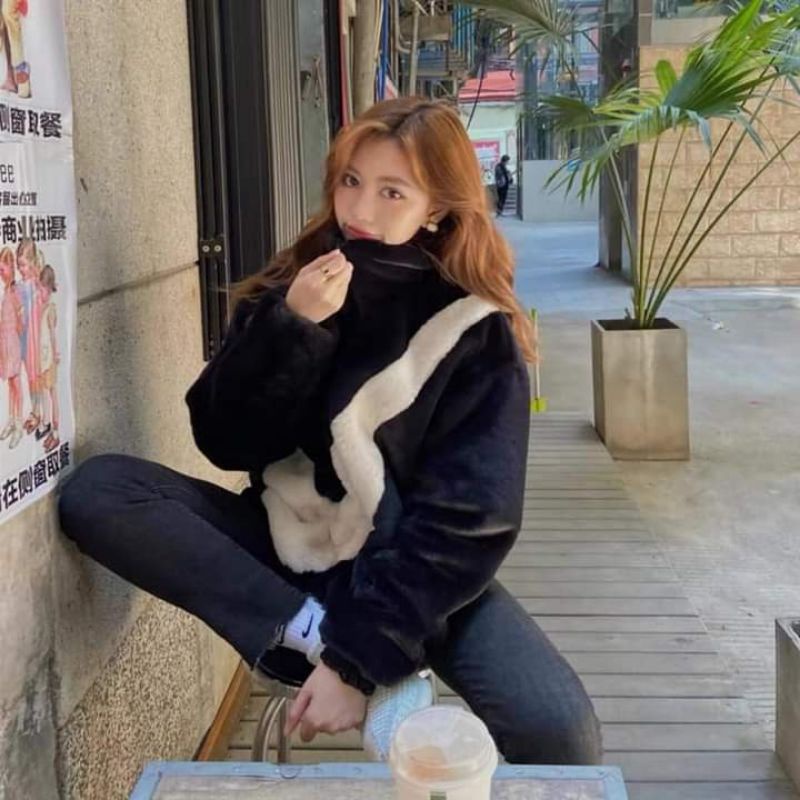 Áo khoác Lông Hoạ Tiết Hình Vảy Cổ Cao🌺[ FREESHIP] Áo khoác khoá kéo from rộng phối màu đen trắng Ullzang | BigBuy360 - bigbuy360.vn