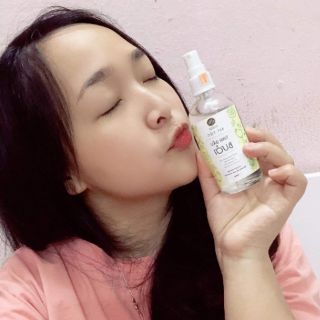 Xịt Tóc Tinh Dầu Bưởi Nga Hoàng