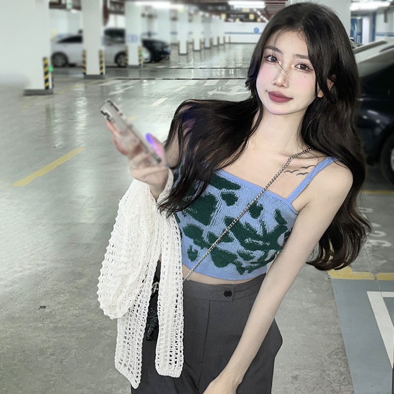 Set Áo Croptop Hai Dây + Áo Khoác Chống Nắng Dài Tay Thời Trang Nữ