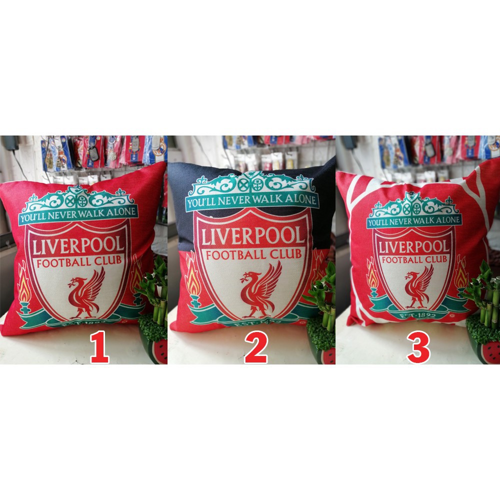 Ảnh thật gối ôm Liverpool logo 2 mặt