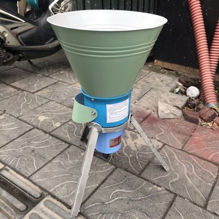 Máy băm rau bèo phễu tròn