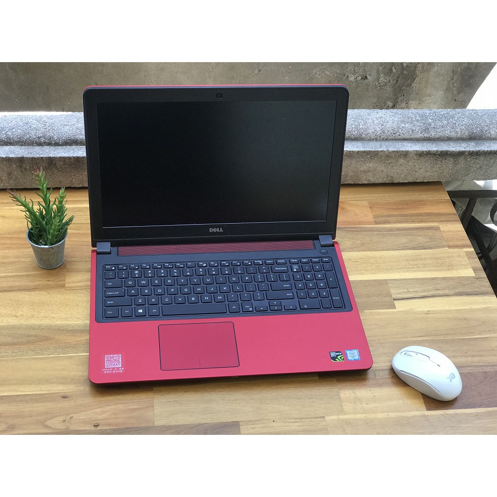 Máy tính xách tay Dell Inspiron N5577: I7-7700hq, 8GB, Ssd128G+1Tb, Gtx1050, 15.6 FHD đẹp 99% - 5577