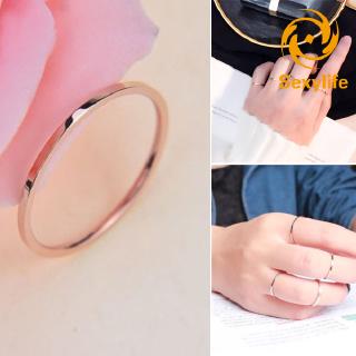 Nhẫn thép titan thiết kế đơn giản cho cặp đôi
