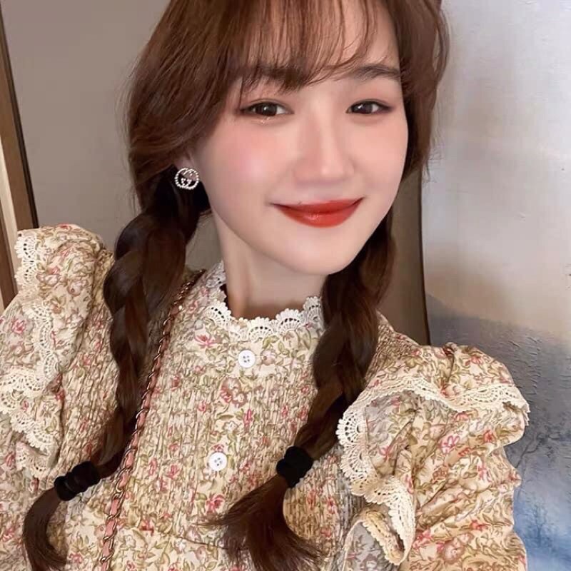 Áo hoa nhí Ulzzang babydoll viền ren nhẹ nhàng và dịu dàng