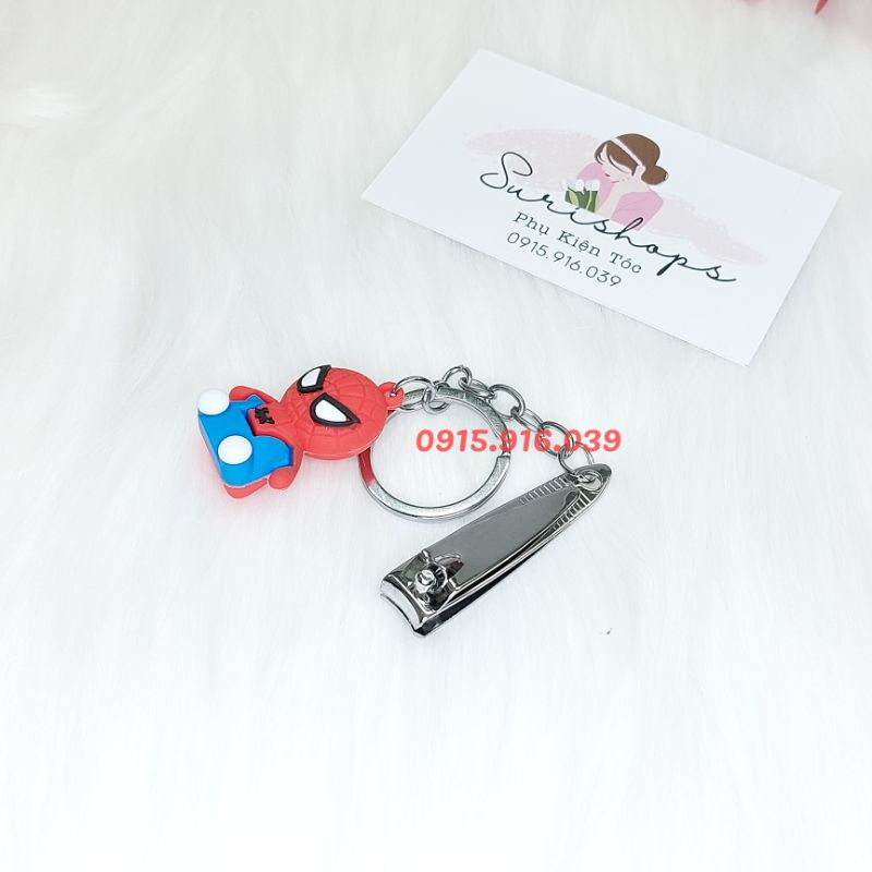 Cắt móng tay kèm móc khóa cao su