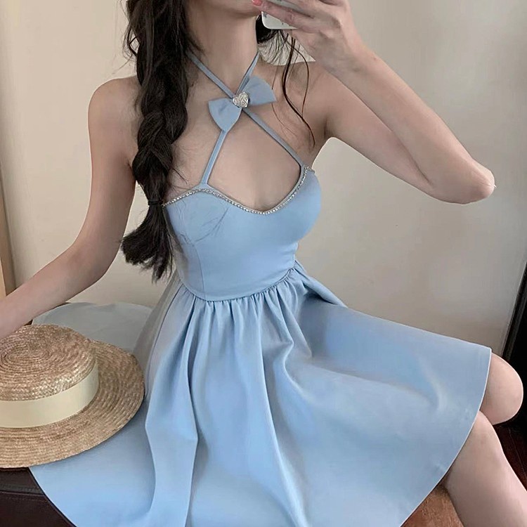 Đầm 2 dây cổ yếm chéo hở vai lưng sexy xanh biển xòe tiểu thư công chúa sexy khoét ngực đính hạt cườm cột ulzzang nơ