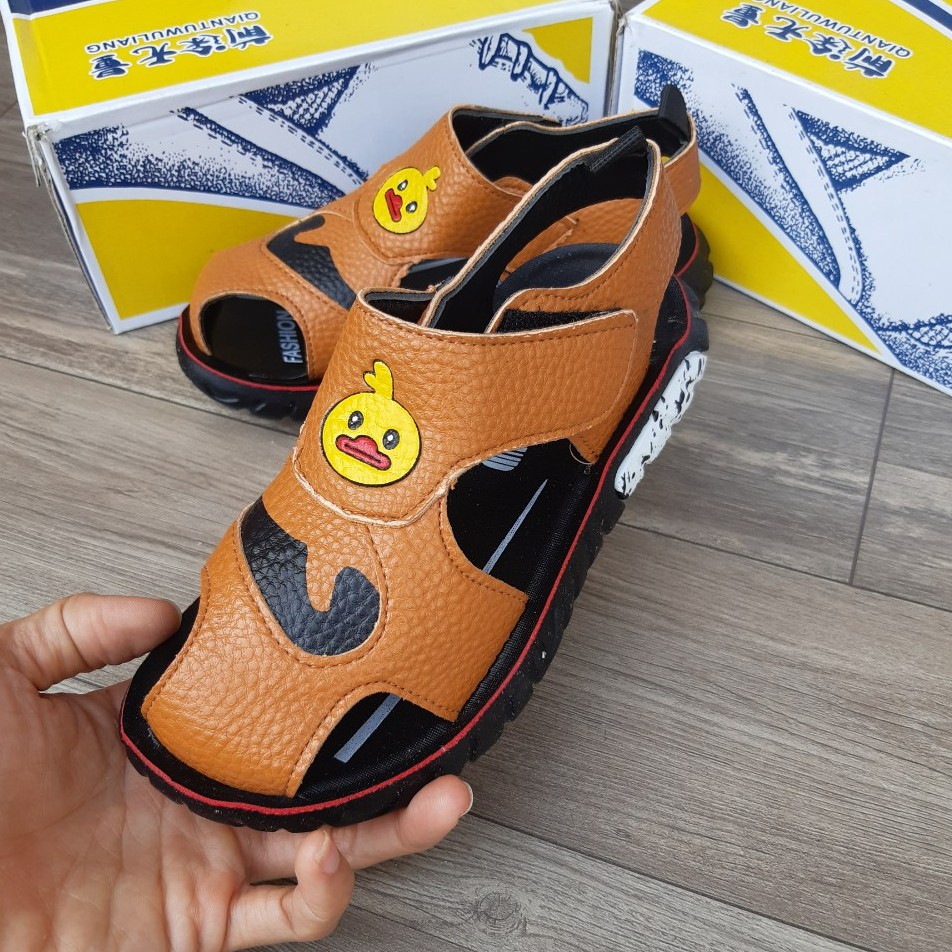 SIZE 26-31 sandal rọ ngộ nghĩnh cho bé trai mã 9911  (ảnh,video thật )