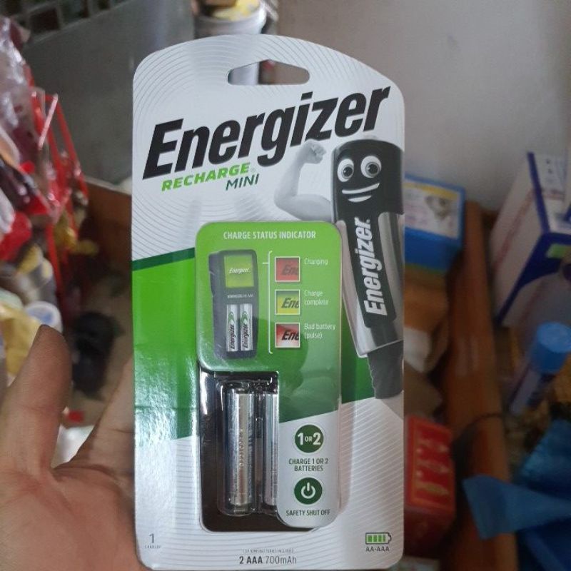 Bộ Sạc Kèm 2 Pin AAA Energizer CH2PC4 Hàng Chính Hãng