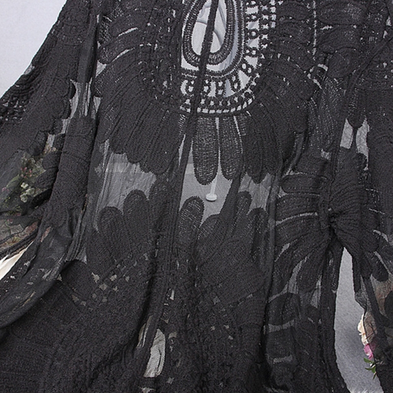 Áo choàng Cardigan đi biển