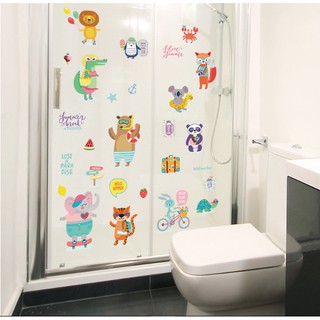 Decal trang trí tường - Thú Du Lịch Vui Chơi