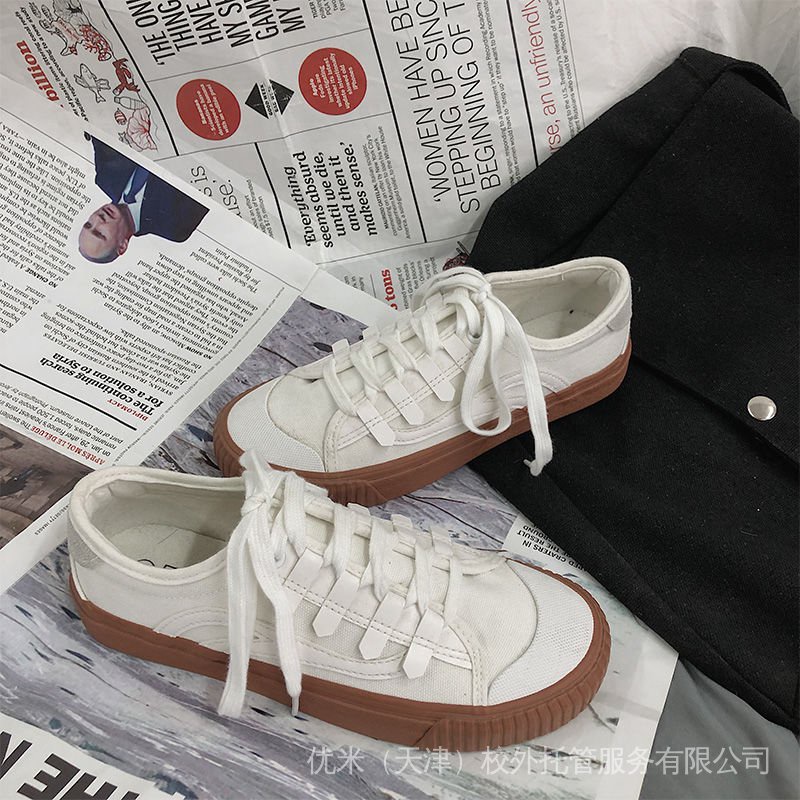 Korean style ulzzang versatile basic white shoes women's 2022 summer ins street shot Super Hong Kong style breathable canvas shoes