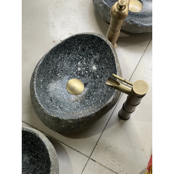 Lavabo đá tự nhiên cuội