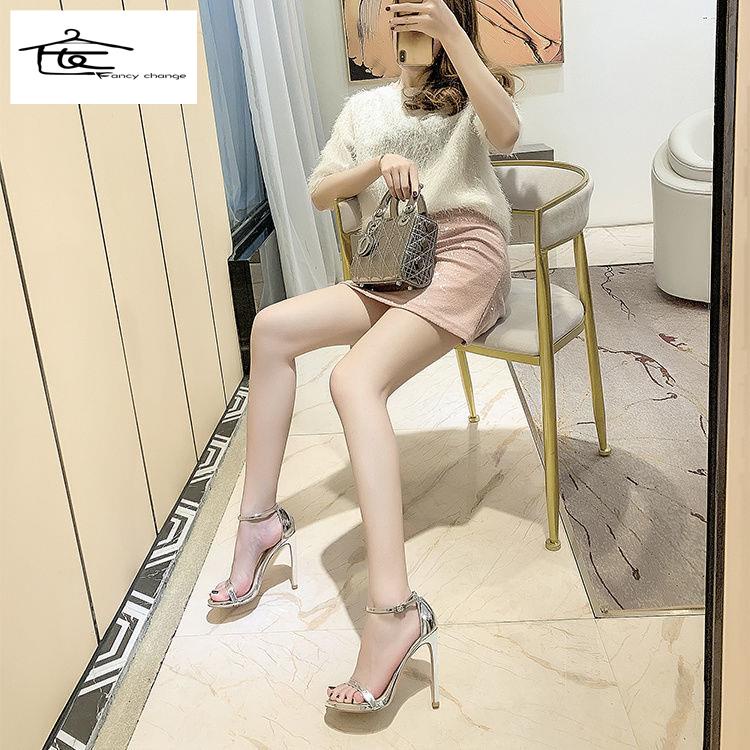 Giày Sandal Cao Gót Phối Khóa Gài Màu Vàng / Bạc Thời Trang Sang Trọng Cho Nữ