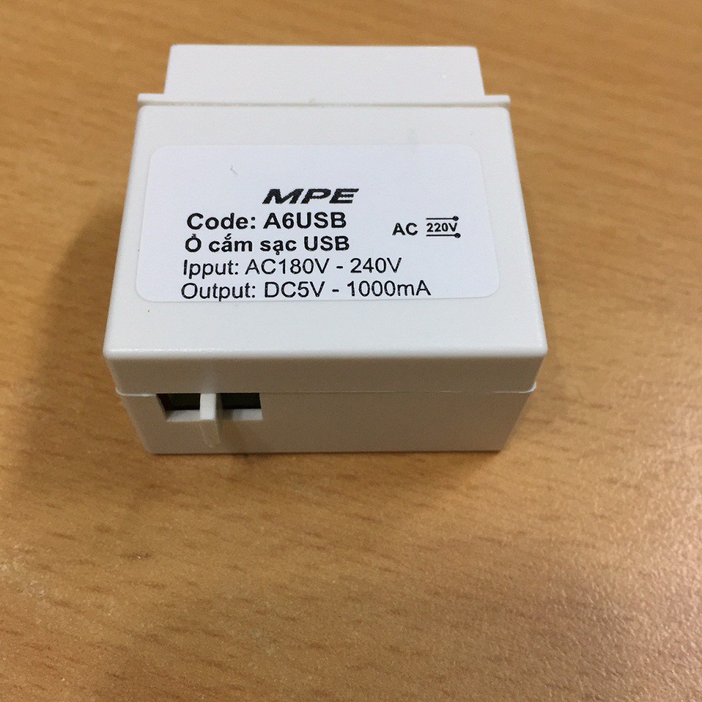 Ổ CẮM USB GẮN ÂM TƯỜNG MPE DC5V-1000mA SERI A60