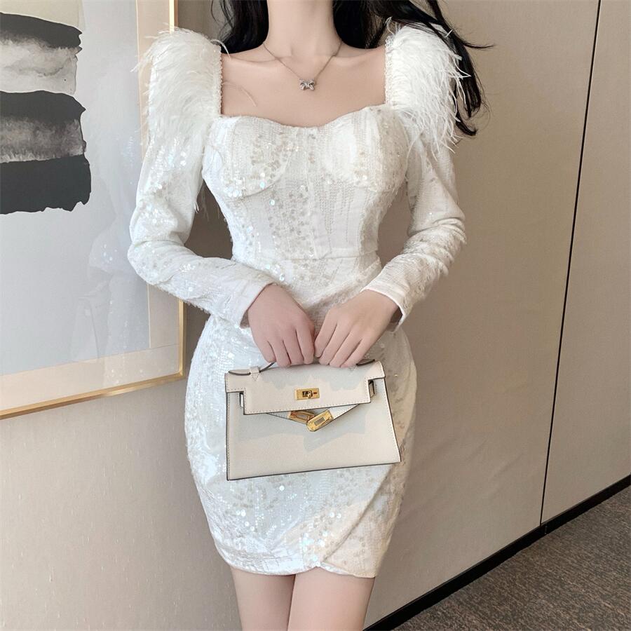 Đầm Váy Thiết Kế Body Ngắn 2 Màu Trắng Đen Phối Đính Đá Phong Cách Sang Chảnh Quyến Rũ Kiểu Mới Dự Tiệc Vải Đẹp Loại 1