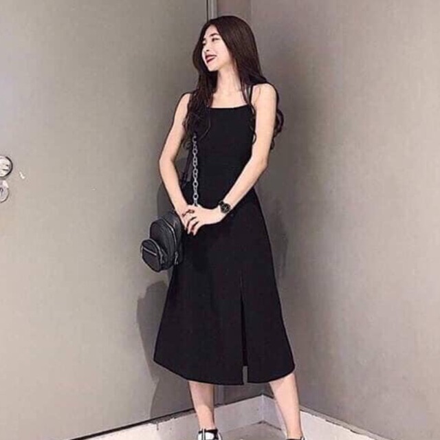 ĐẦM XẺ ĐEN ĐAN DÂY LƯNG SEXY