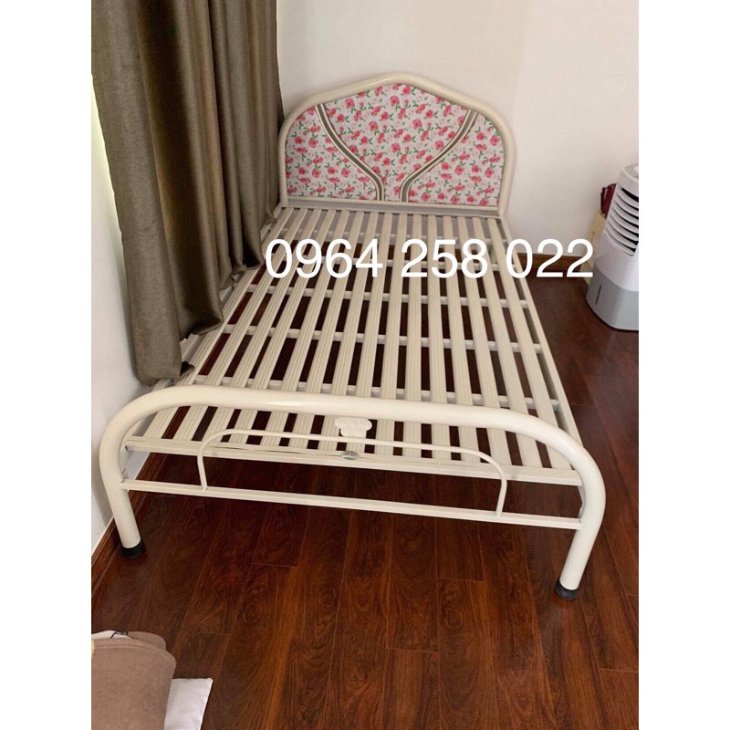 Giường sắt khung tròn ngang 1m2 dài 2m Sài gòn