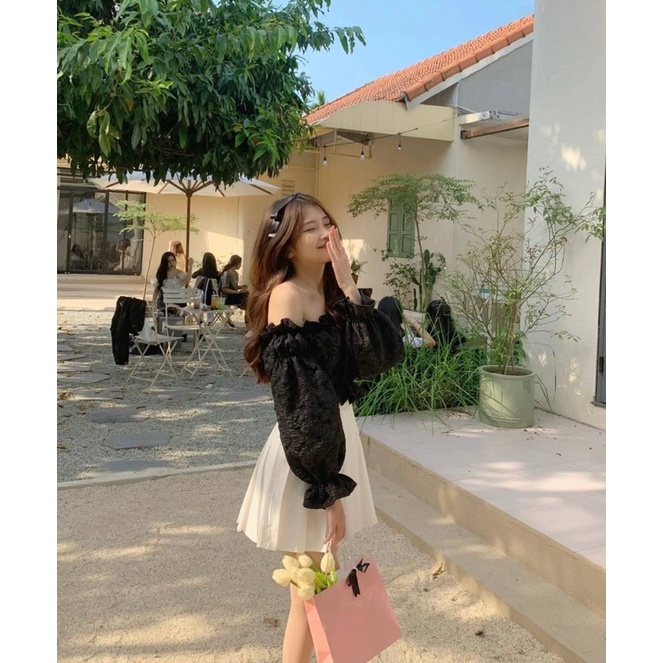 SET ÁO BẸT VAI ĐEN GẤM HOA MIX CVAY XLY Cả sét thiệt xinh lun nè, áo bẹt vai dịu dàng , bạn sẽ thêm phần xinh xắn nhờ