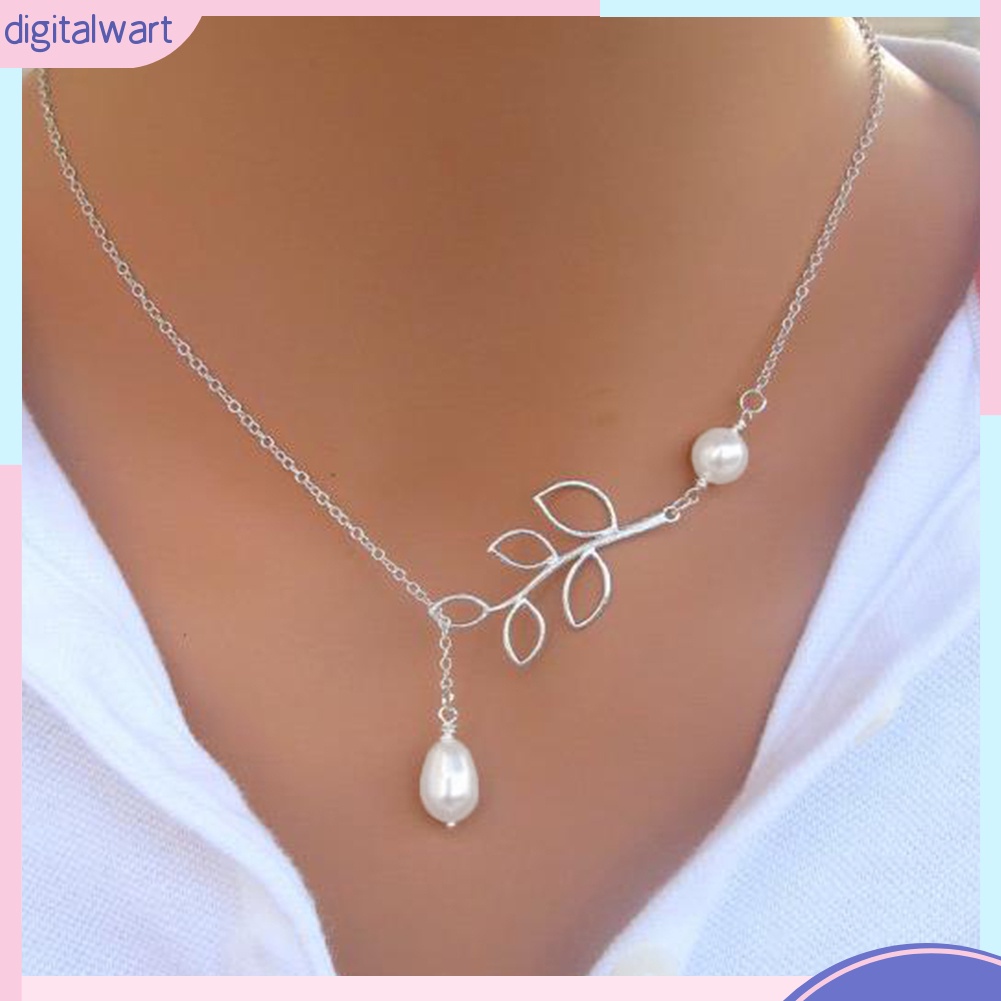 Dây Chuyền Mặt Hình Chiếc Lá Đính Ngọc Trai Nhân Tạo Sang Trọng Cá Tính Dành Cho Nữ