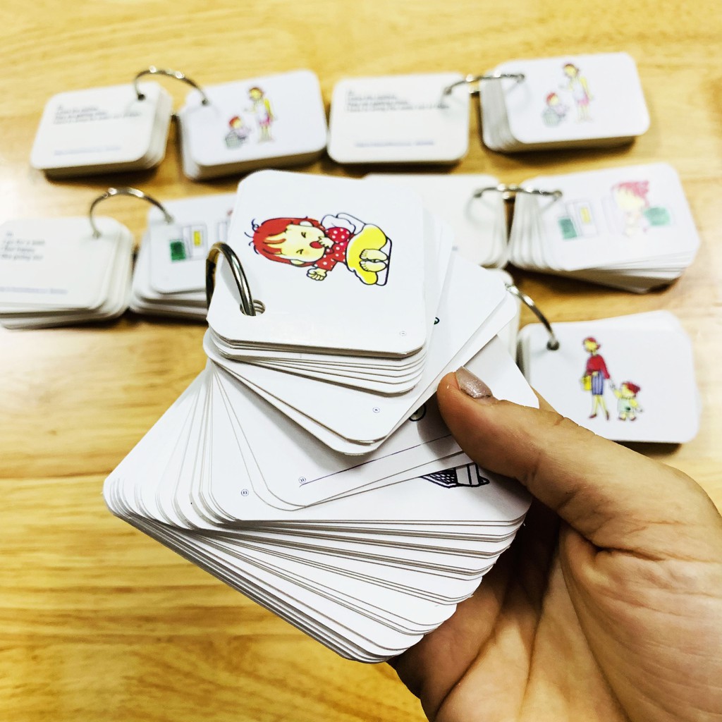Flashcard 900 mẫu câu giao tiếp tiếng anh cùng con hằng ngày