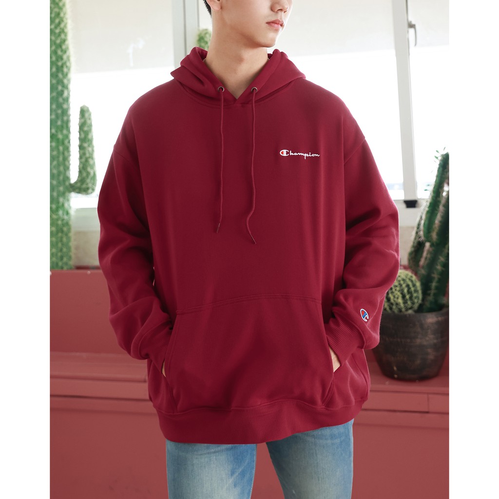 Áo Hoodie Thêu Logo Champion Sắc Nét Phía Trước-Chất Vải Nỉ Bông Cotton-Form Rộng Rãi Unisex Nam Nữ-Màu Đỏ Đô