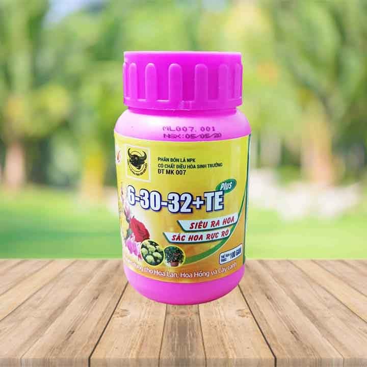 Phân Bón Lá Đầu Trâu NPK Siêu Ra Hoa - Sắc Hoa Rực Rỡ 6-30-32+TE
