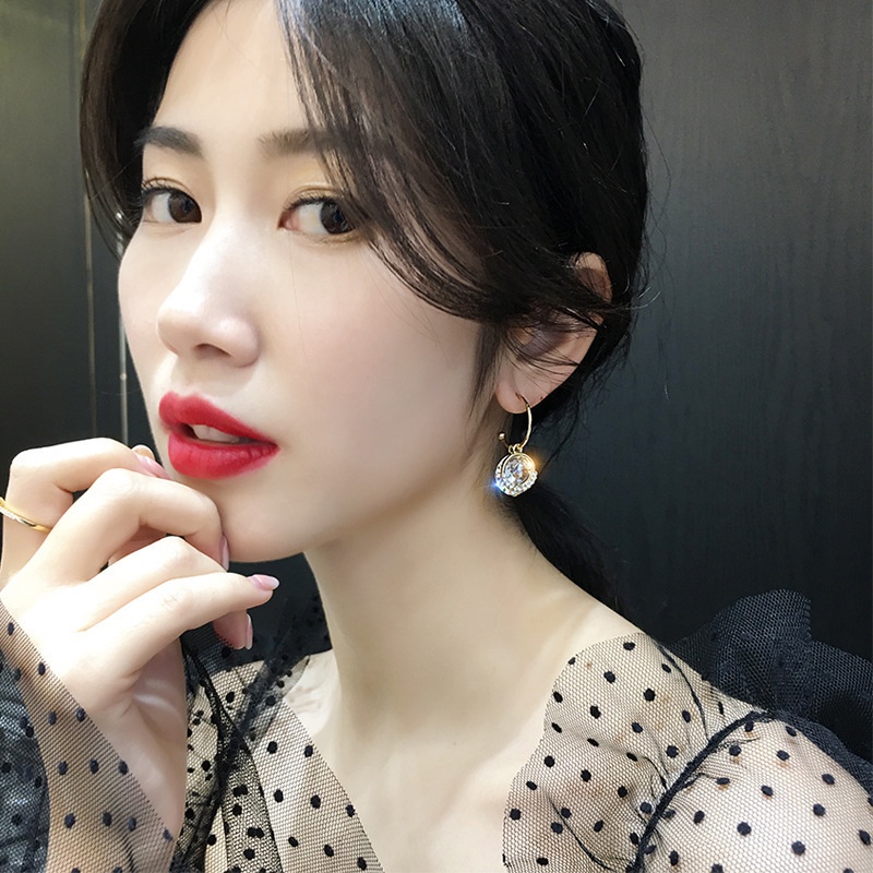 Đôi bông tai tòn ten mặt pha lê tròn đôi vintage