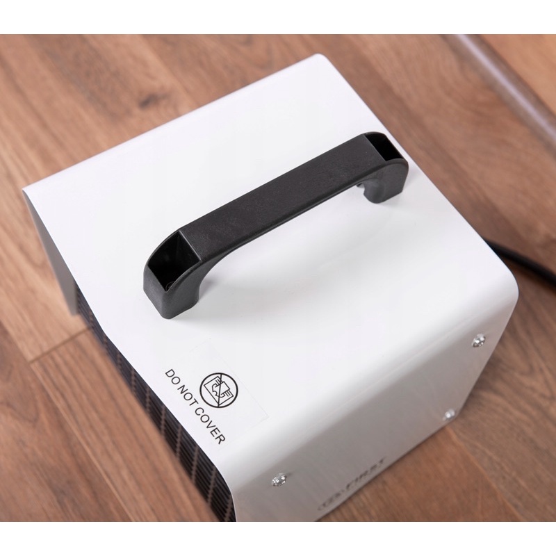 Sưởi Gốm mùa đông FIRST 3000W Châu Âu