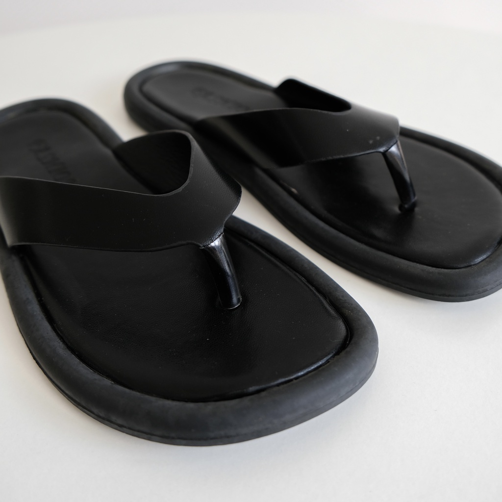 Dép Pather Slipper | HQ3318 | Lana Official