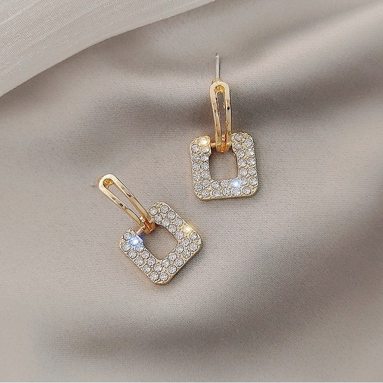 Bông tai nữ Hàn Quốc sành điệu thời trang cá tính trẻ trung giá rẻ ORI B916