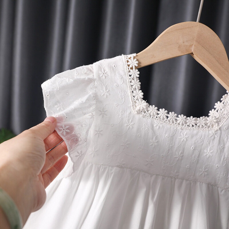 Áo Thun Cotton Cổ Tròn Viền Ren Màu Trơn Thời Trang Cho Bé Gái