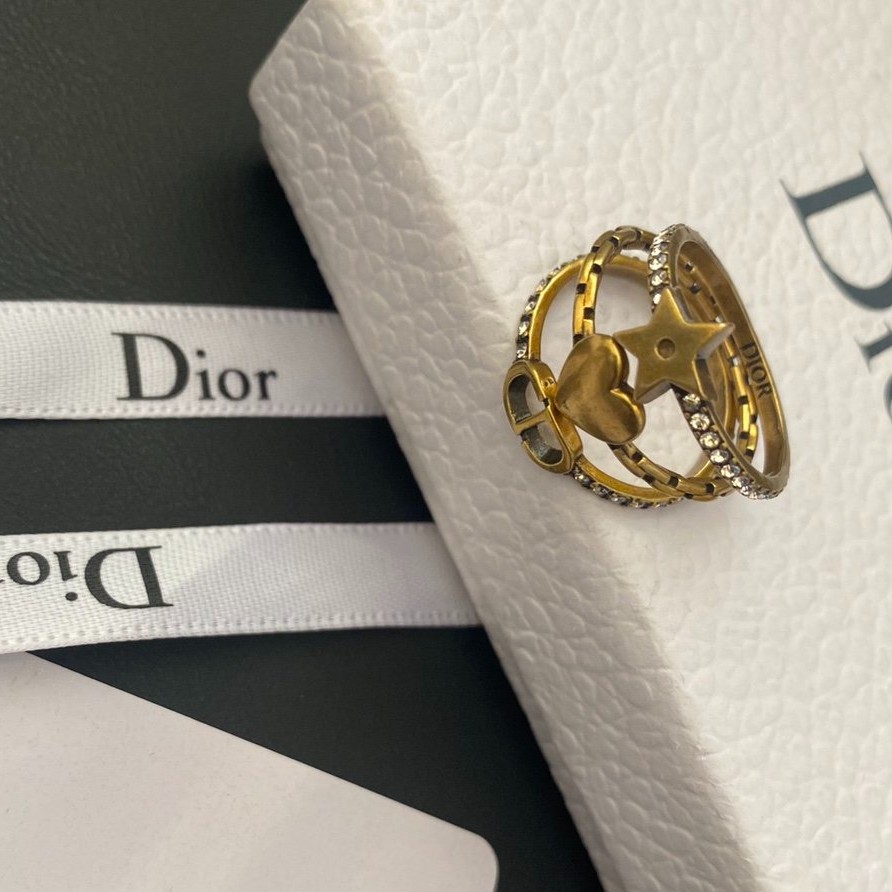 Nhẫn 3 mảnh Dior / rất thời trang