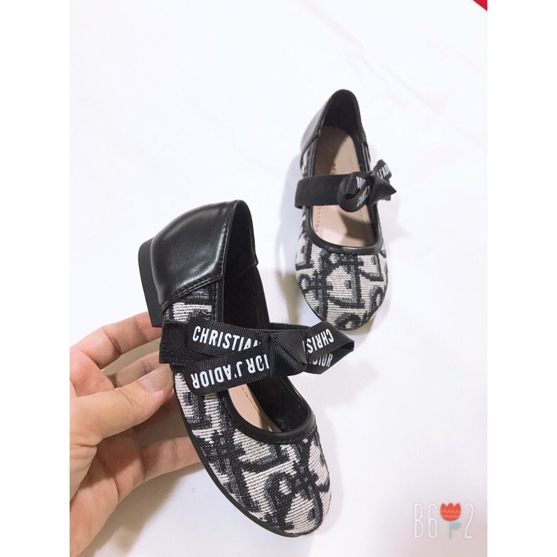 Giày sandal cho bé gái sz25-35 01016